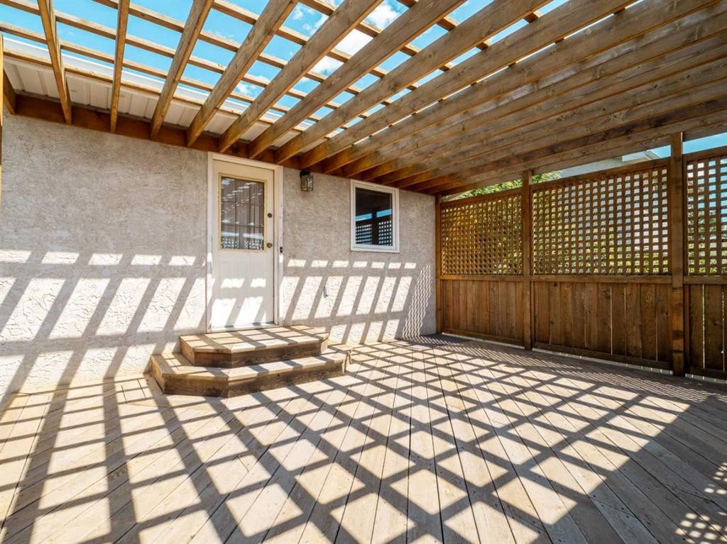 122 Spruce Drive, Coalhurst, AB - Outdoor With Deck Patio Veranda
