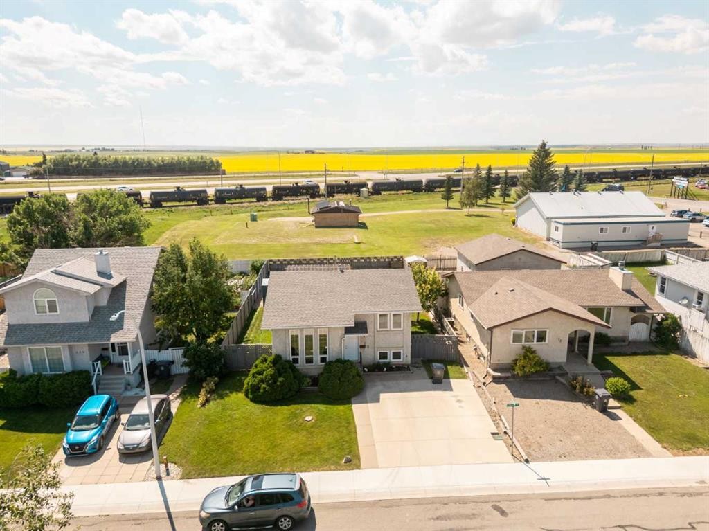 122 Spruce Drive, Coalhurst, AB - Outdoor With View