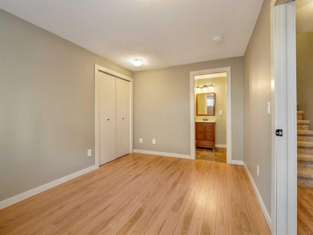 120 Mt Sundial Court West, Lethbridge, AB - Indoor Photo Showing Other Room