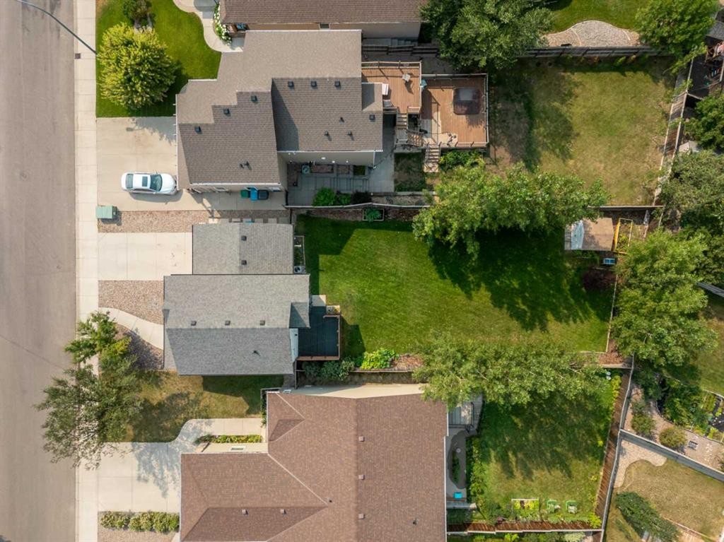 120 Mt Sundial Court West, Lethbridge, AB - Outdoor