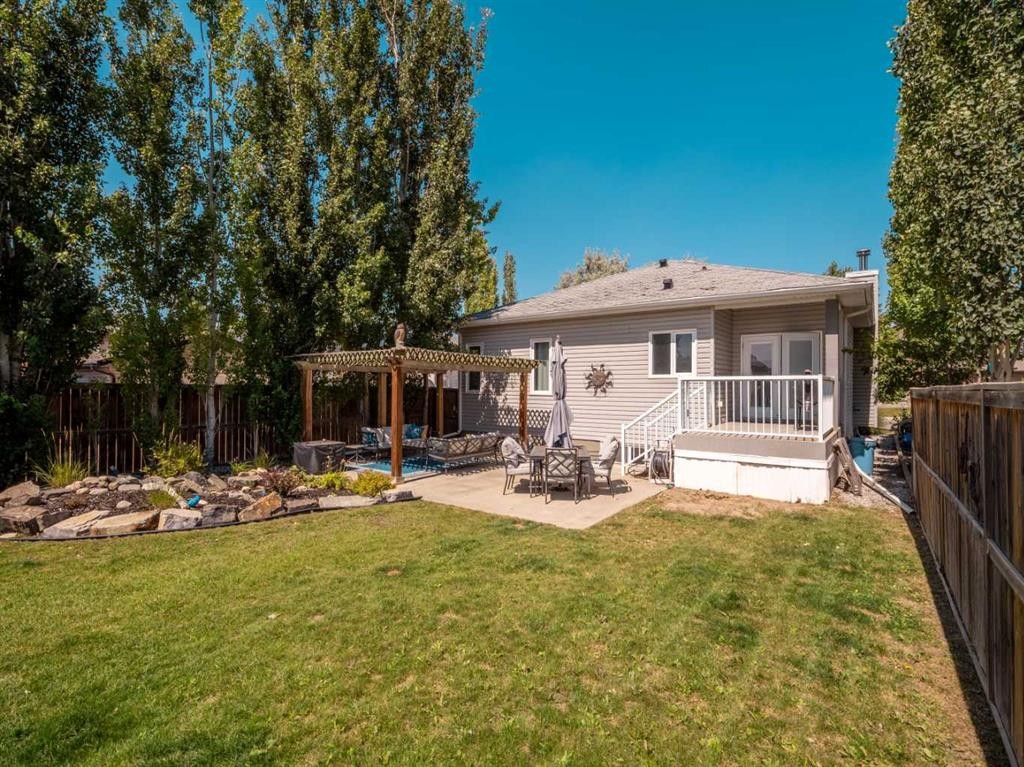 695 Parkside Drive, Coaldale, AB - Outdoor With Deck Patio Veranda