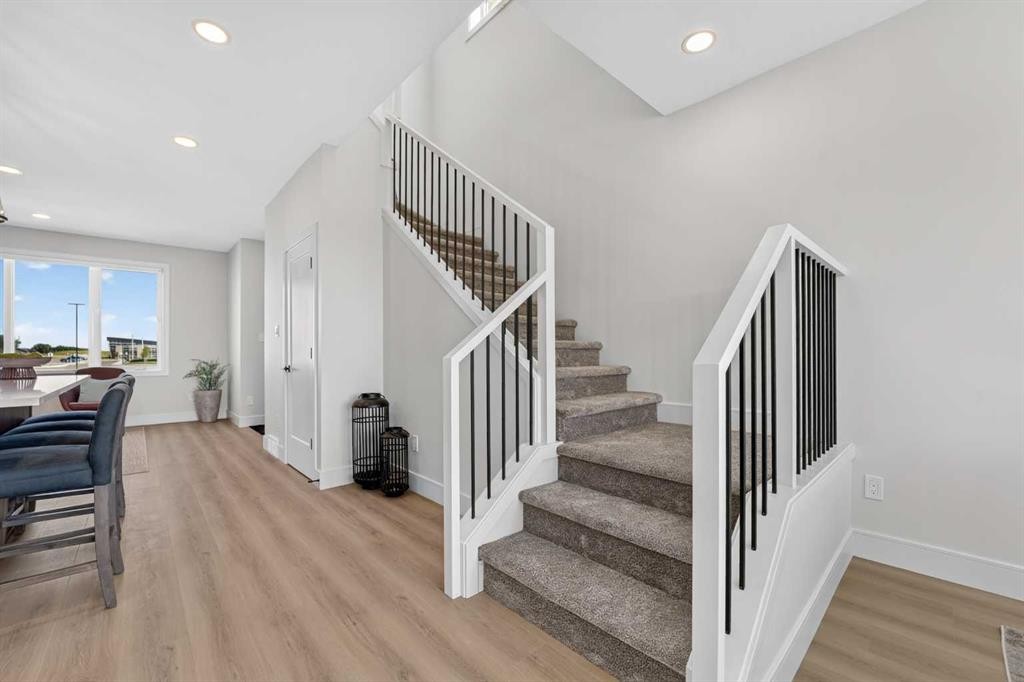 2603 16 Avenue, Coaldale, AB - Indoor Photo Showing Other Room