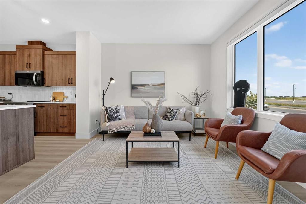 2603 16 Avenue, Coaldale, AB - Indoor Photo Showing Living Room