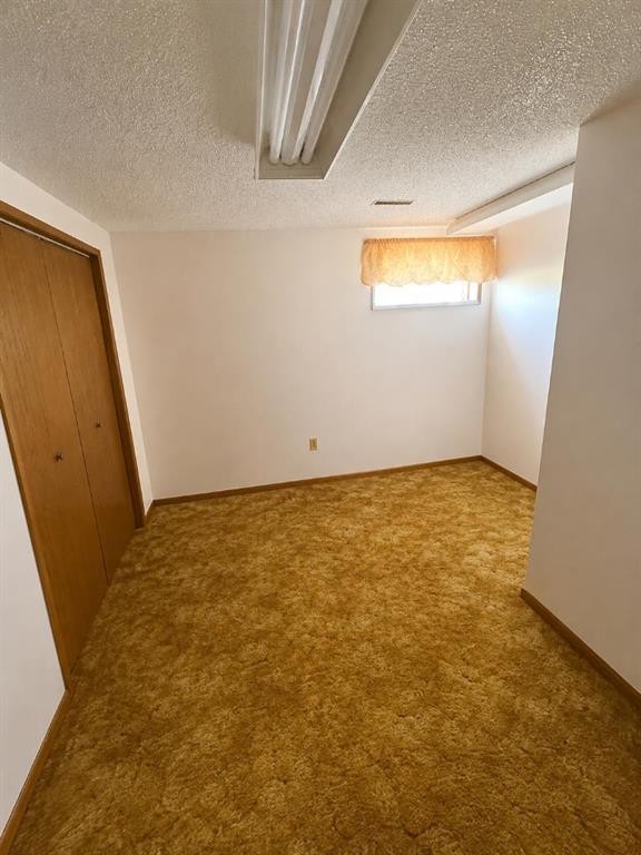 220075 54, Magrath, AB - Indoor Photo Showing Other Room