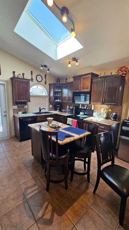 414 Gateway Crescent South, Lethbridge, AB - Indoor