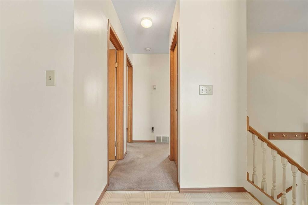 424 53 Avenue, Coalhurst, AB - Indoor Photo Showing Other Room