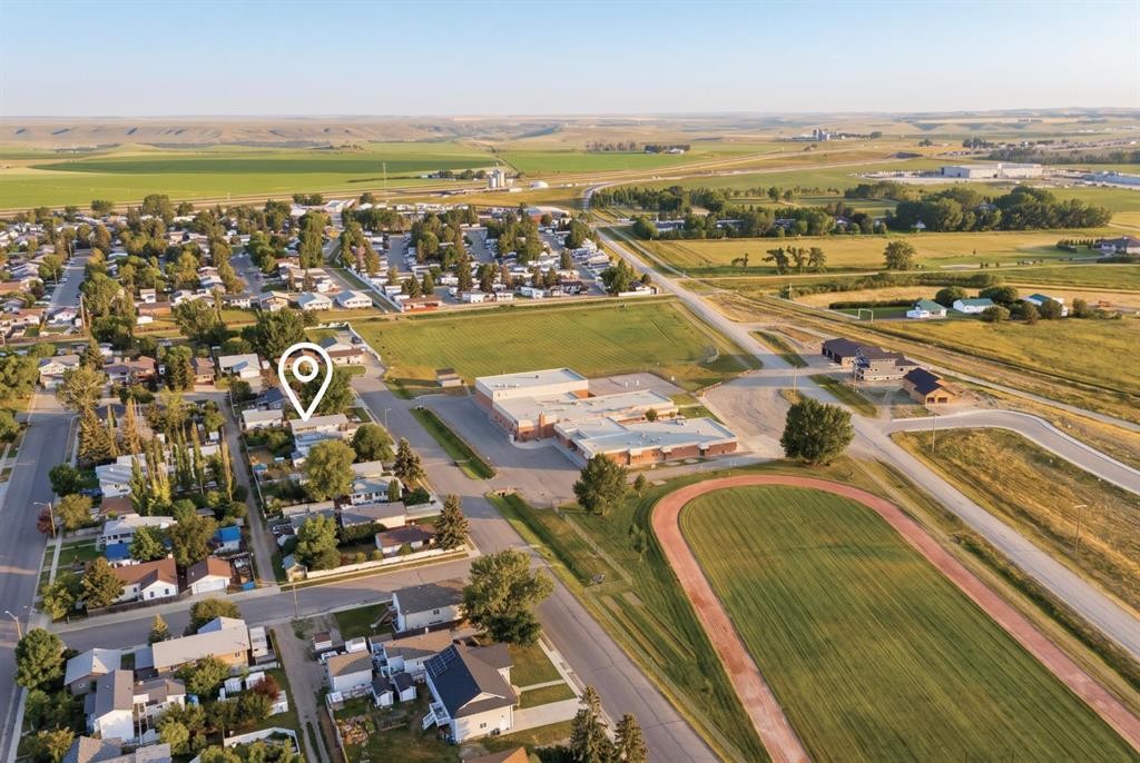 424 53 Avenue, Coalhurst, AB - Outdoor With View