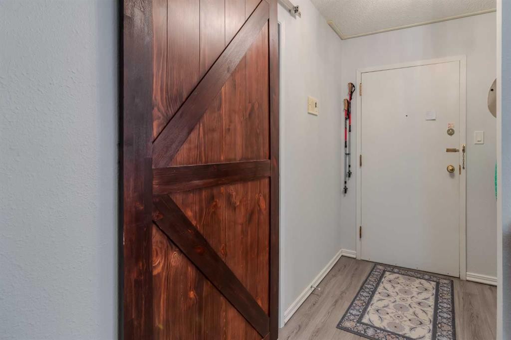 333-1237 4 Avenue South, Lethbridge, AB - Indoor Photo Showing Other Room