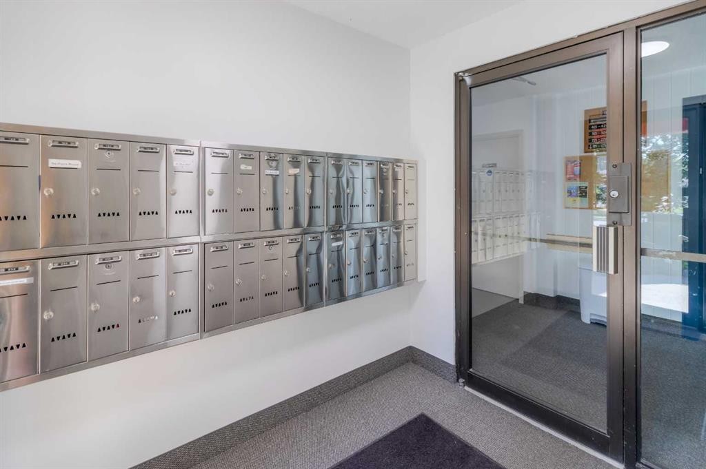 333-1237 4 Avenue South, Lethbridge, AB - Indoor