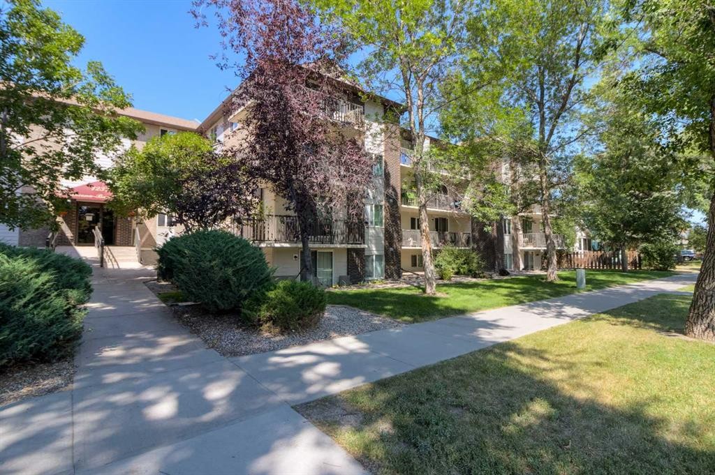333-1237 4 Avenue South, Lethbridge, AB - Outdoor