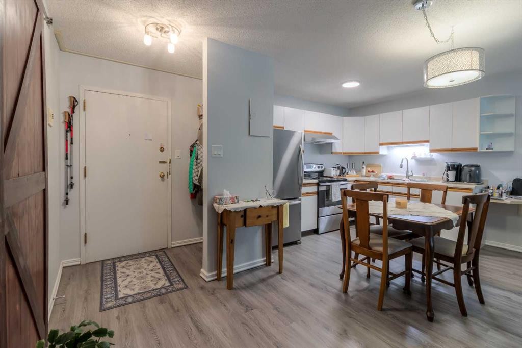333-1237 4 Avenue South, Lethbridge, AB - Indoor