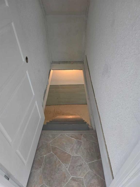 511 12C Street North, Lethbridge, AB - Indoor Photo Showing Other Room