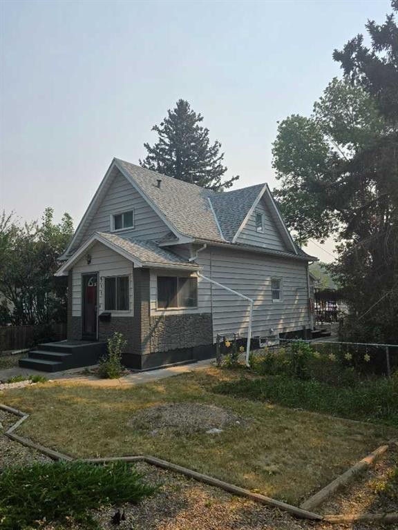 511 12C Street North, Lethbridge, AB - Outdoor