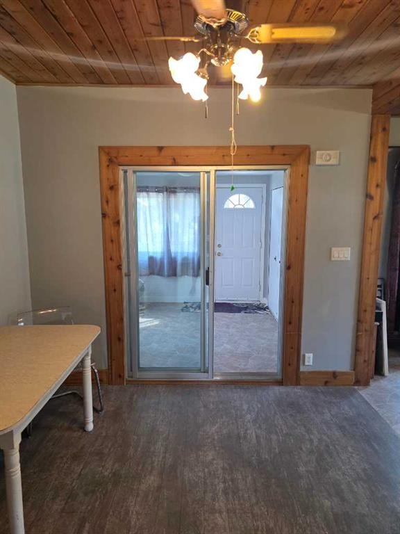 511 12C Street North, Lethbridge, AB - Indoor Photo Showing Other Room
