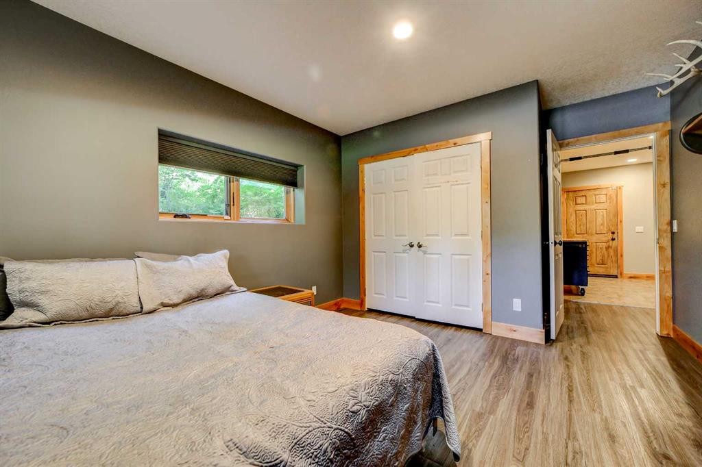 2411 63 Street, Coleman, AB - Indoor Photo Showing Bedroom
