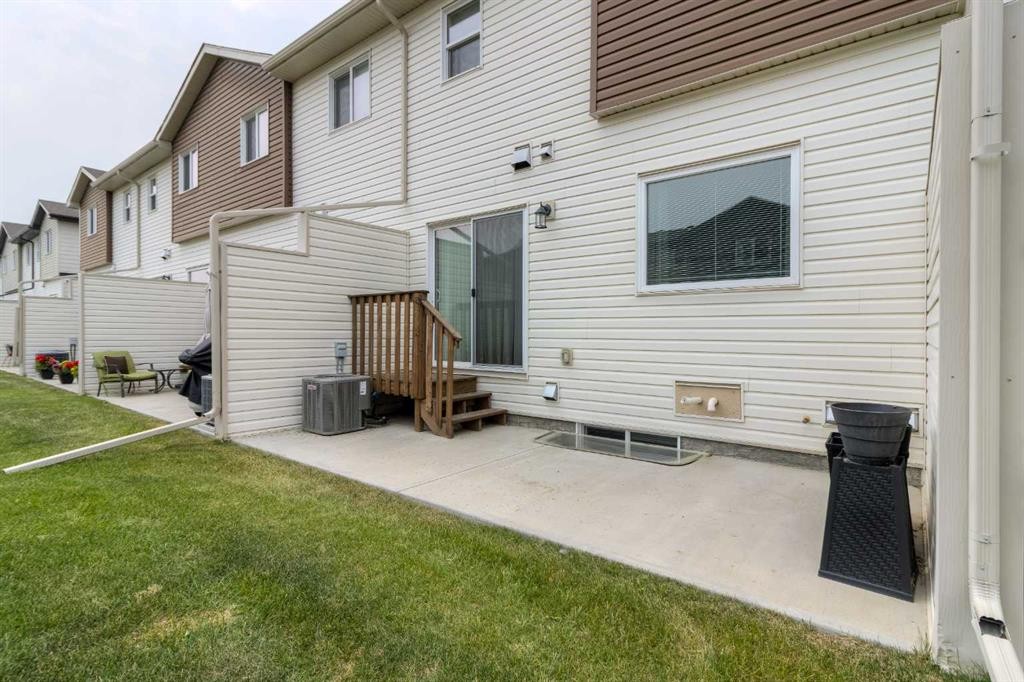 4-1220 Keystone, Lethbridge, AB - Outdoor With Exterior
