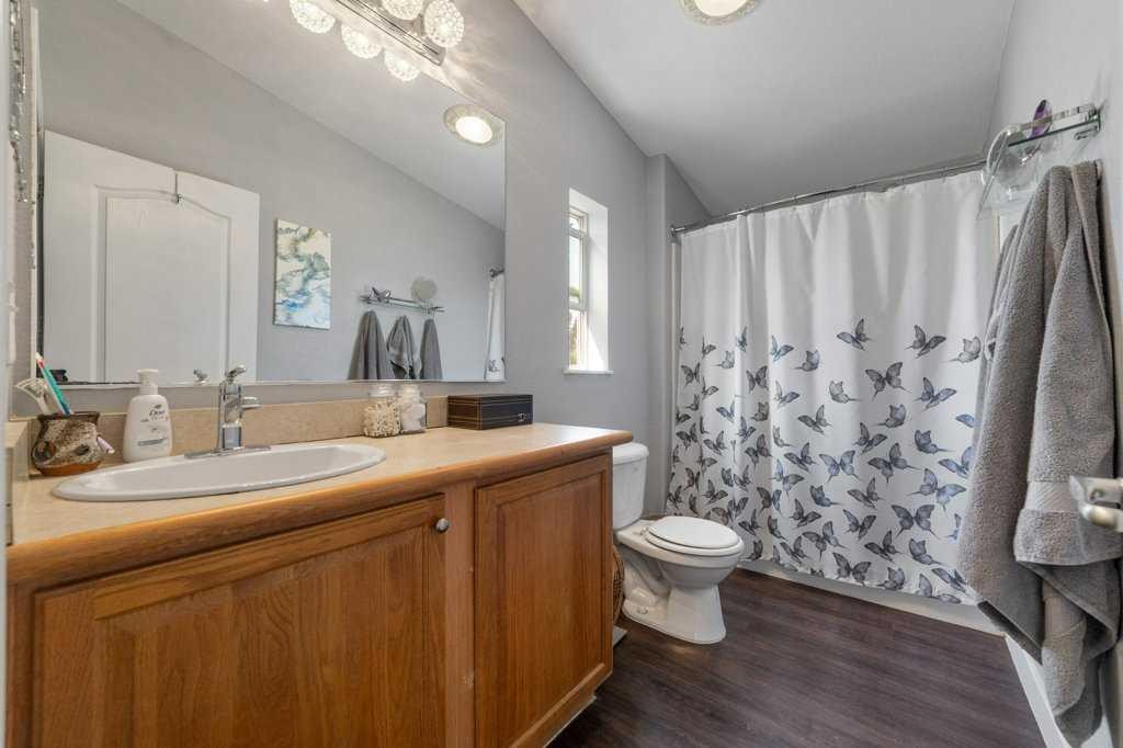 414 Conductor Boulevard, Coaldale, AB