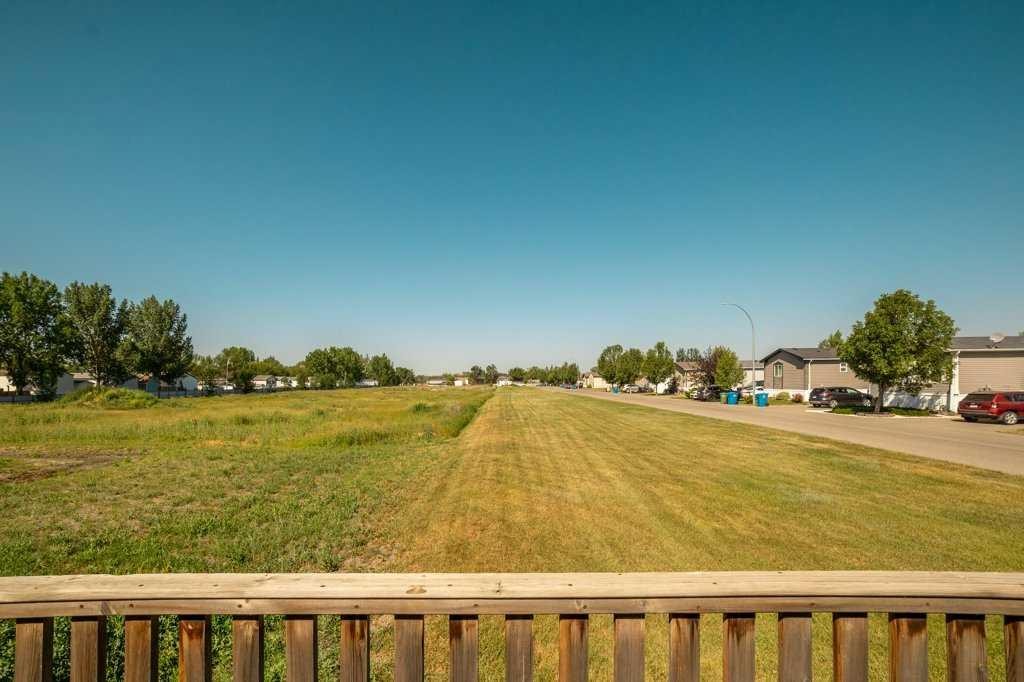 414 Conductor Boulevard, Coaldale, AB