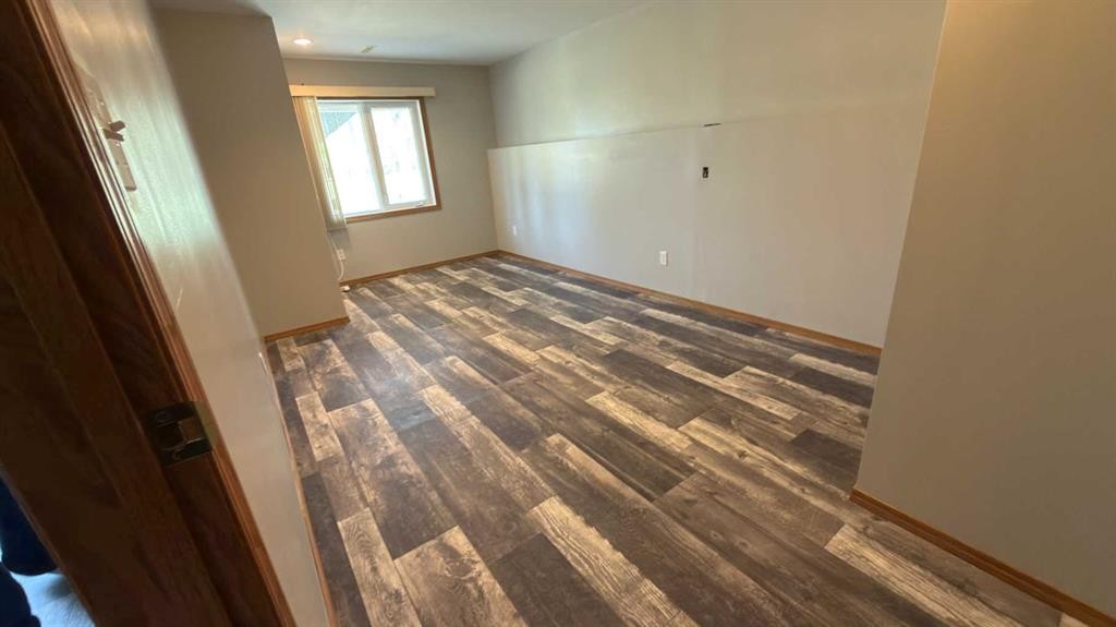 47 Chilcotin Crescent West, Lethbridge, AB - Indoor Photo Showing Other Room