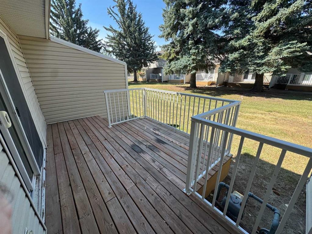 36-55 Lemoyne Crescent West, Lethbridge, AB - Outdoor With Deck Patio Veranda With Exterior