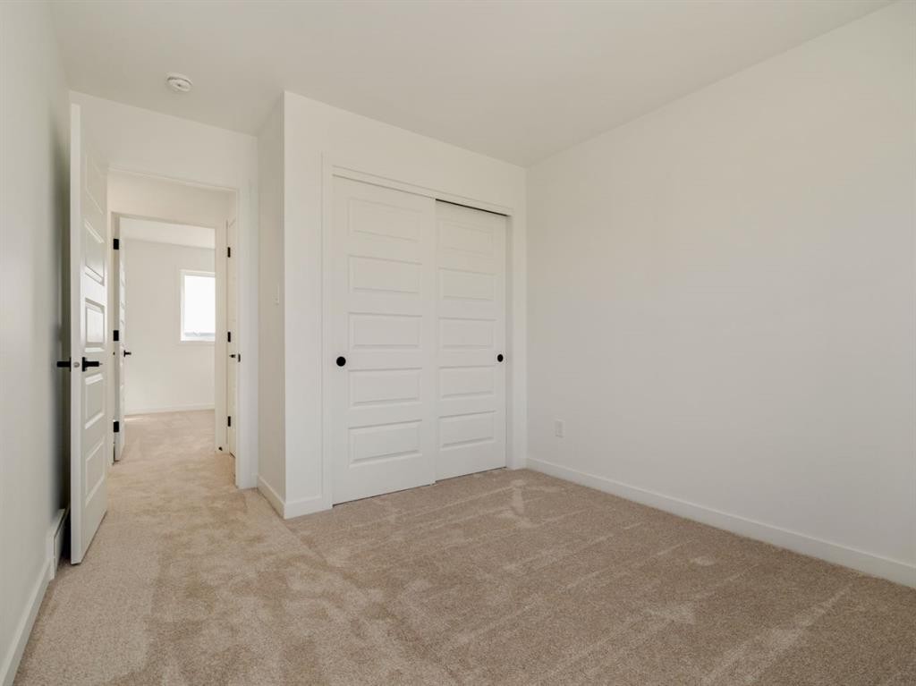 1379 Abitibi Road West, Lethbridge, AB - Indoor Photo Showing Other Room