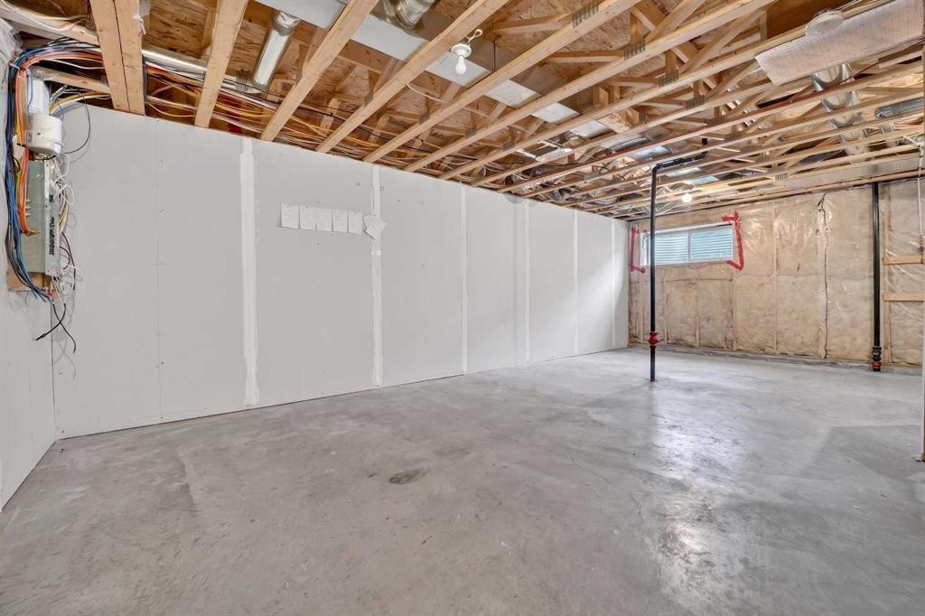 274 Mildred Dobbs Boulevard North, Lethbridge, AB - Indoor Photo Showing Basement