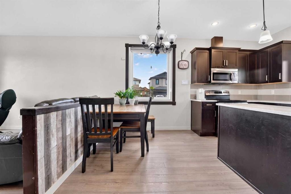 274 Mildred Dobbs Boulevard North, Lethbridge, AB - Indoor