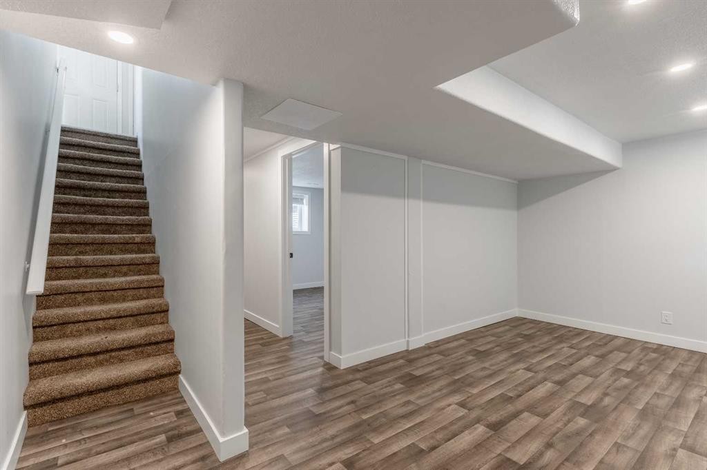 5105 2 Street, Coalhurst, AB - Indoor Photo Showing Other Room