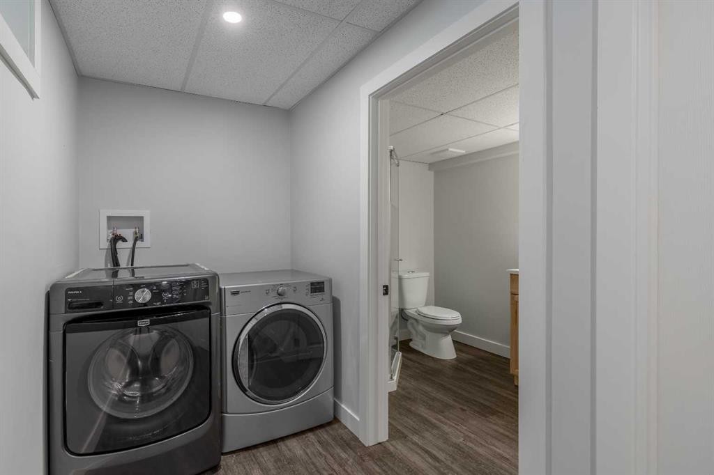 5105 2 Street, Coalhurst, AB - Indoor Photo Showing Laundry Room