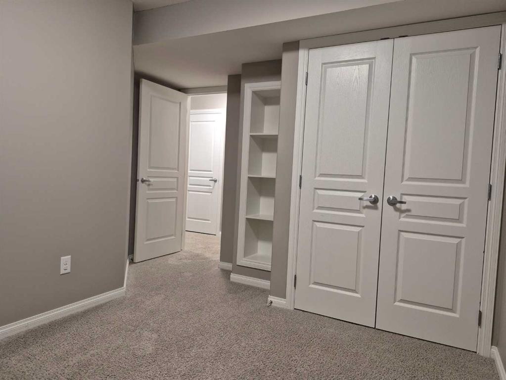1548 Coalbanks Boulevard West, Lethbridge, AB - Indoor Photo Showing Other Room