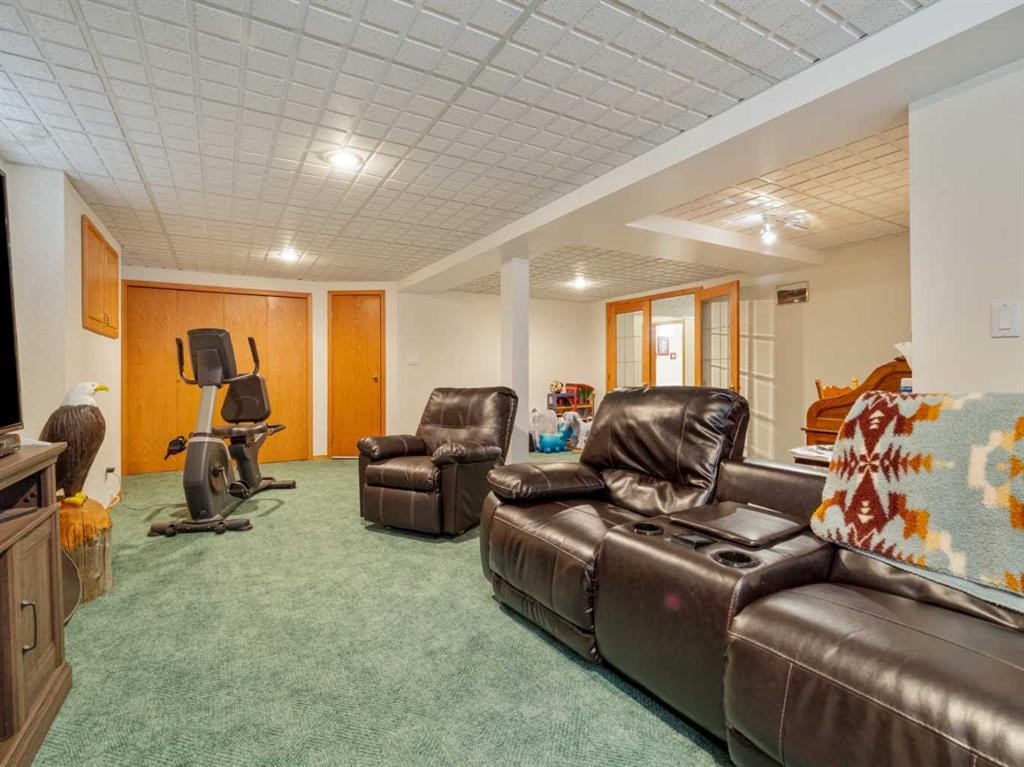 123 Fairway Drive, Coaldale, AB - Indoor