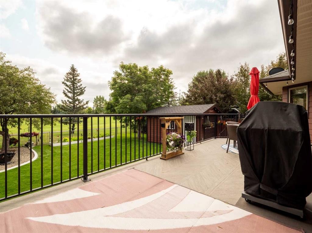 123 Fairway Drive, Coaldale, AB - Outdoor With Exterior