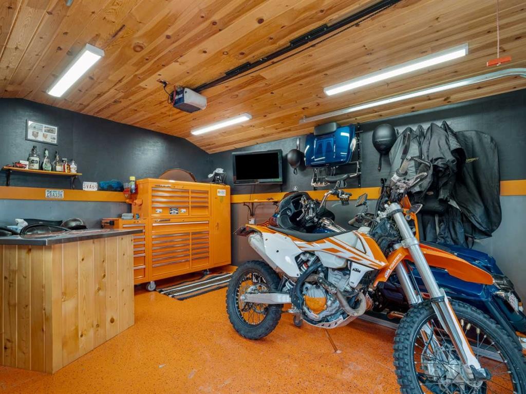 123 Fairway Drive, Coaldale, AB - Indoor