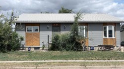 110 4 Avenue WESTBow Island, AB T0K 0G0
