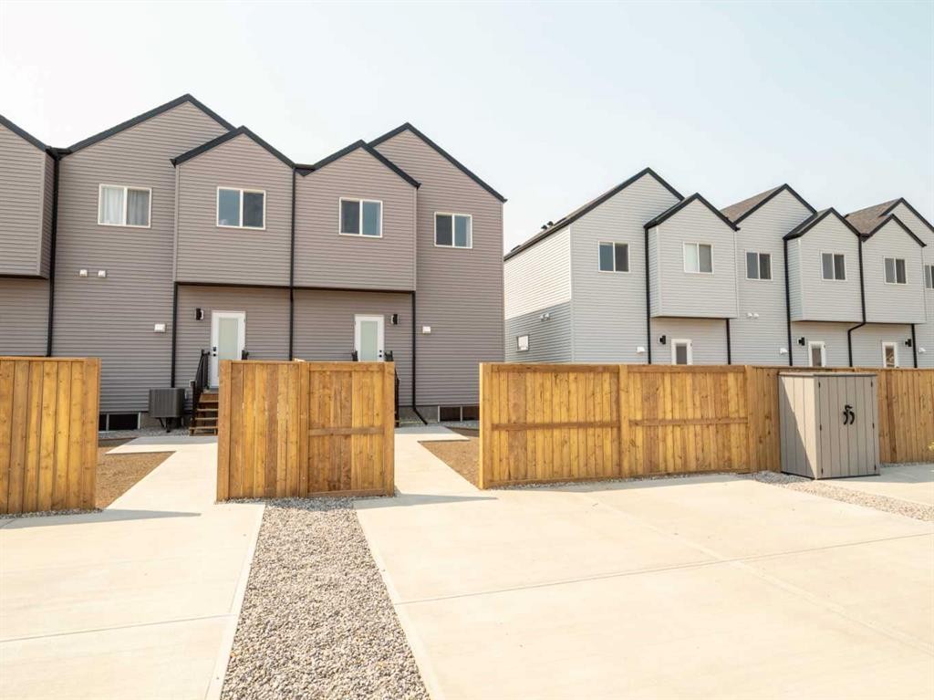 1375 Abitibi Road West, Lethbridge, AB