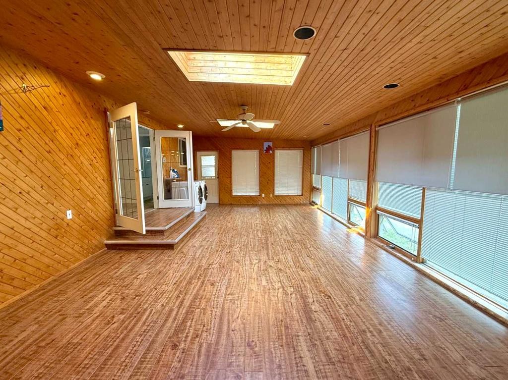 159 Laval Boulevard West, Lethbridge, AB - Indoor Photo Showing Other Room