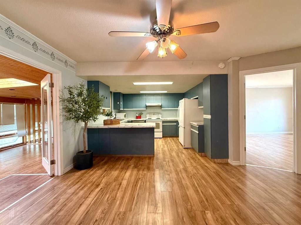 159 Laval Boulevard West, Lethbridge, AB - Indoor