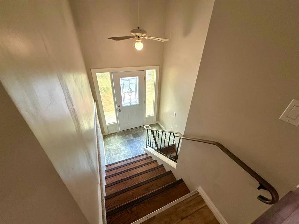 159 Laval Boulevard West, Lethbridge, AB - Indoor Photo Showing Other Room