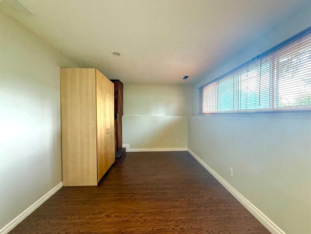 159 Laval Boulevard West, Lethbridge, AB - Indoor Photo Showing Other Room