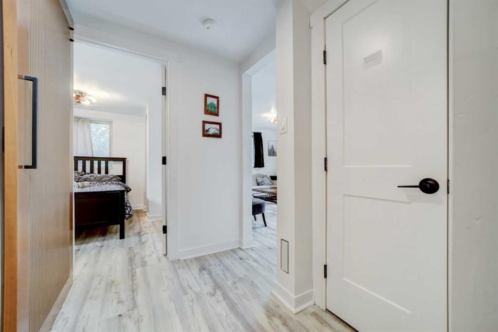 201 5 Street, Cowley, AB - Indoor Photo Showing Other Room