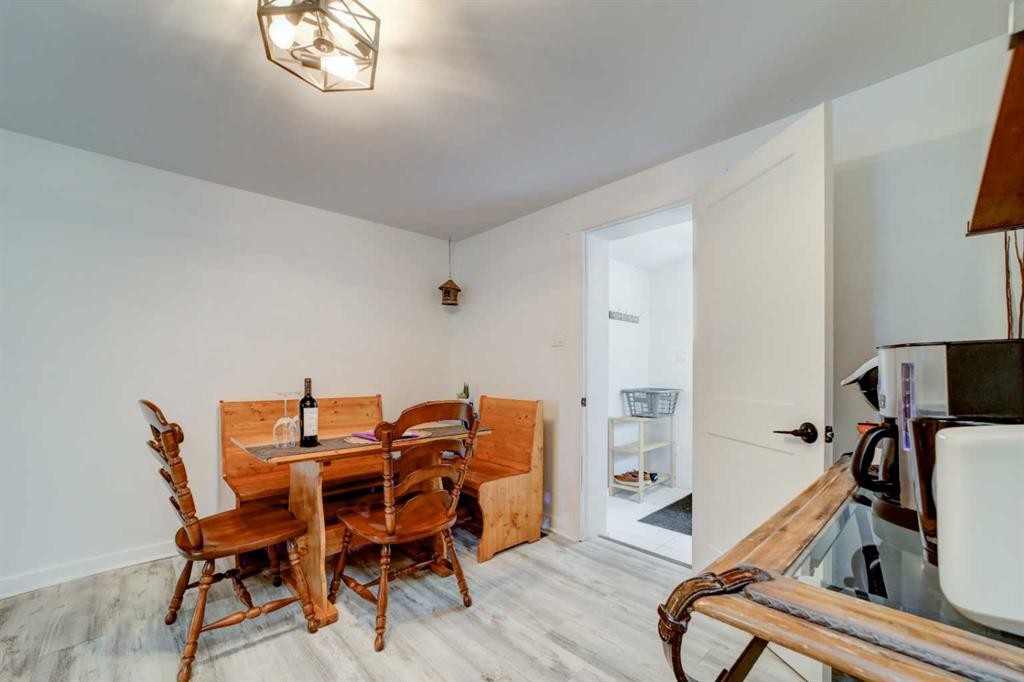 201 5 Street, Cowley, AB - Indoor