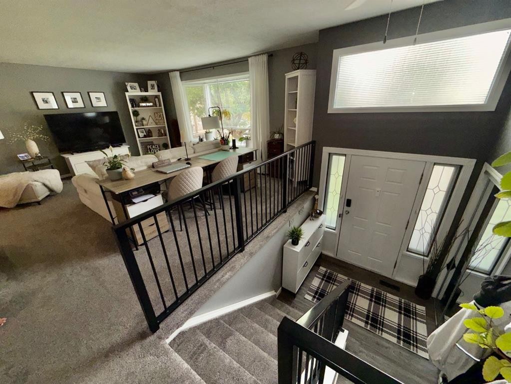 1914 17 Street North, Lethbridge, AB - Indoor Photo Showing Other Room