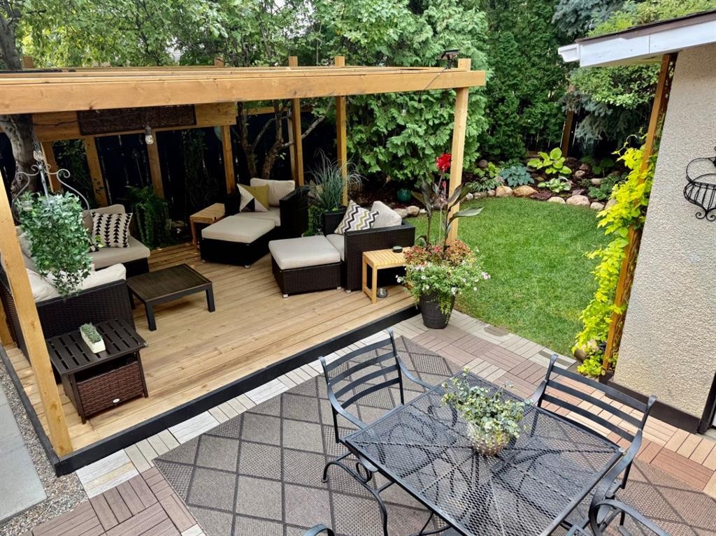 1914 17 Street North, Lethbridge, AB - Outdoor With Deck Patio Veranda
