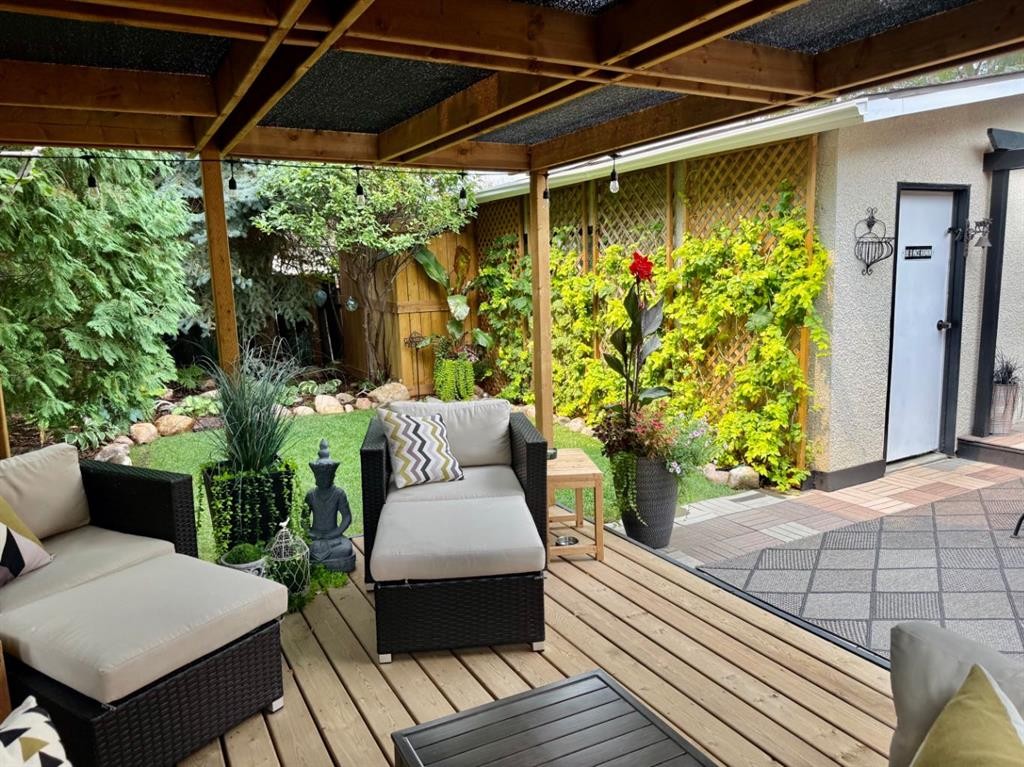 1914 17 Street North, Lethbridge, AB - Outdoor With Deck Patio Veranda With Exterior