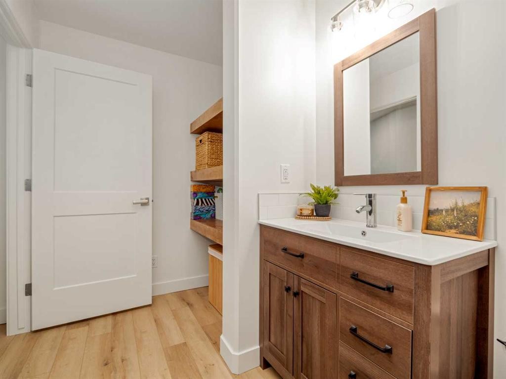 279 Northlander Bend West, Lethbridge, AB - Indoor