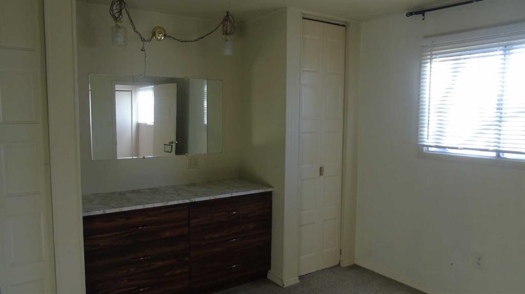 340 26 Street, Fort Macleod, AB - Indoor Photo Showing Other Room