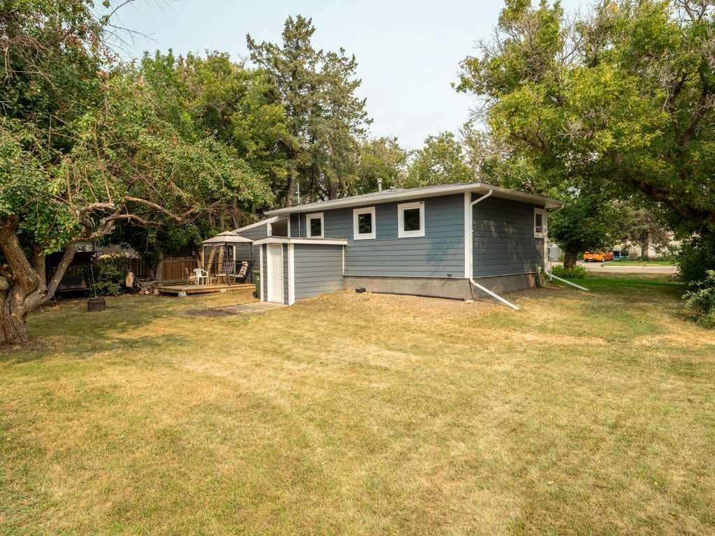 2209 22 Avenue, Coaldale, AB - Outdoor