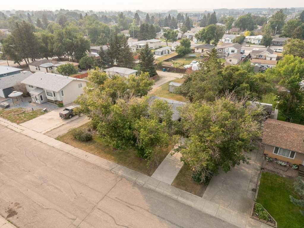 2209 22 Avenue, Coaldale, AB - Outdoor With View