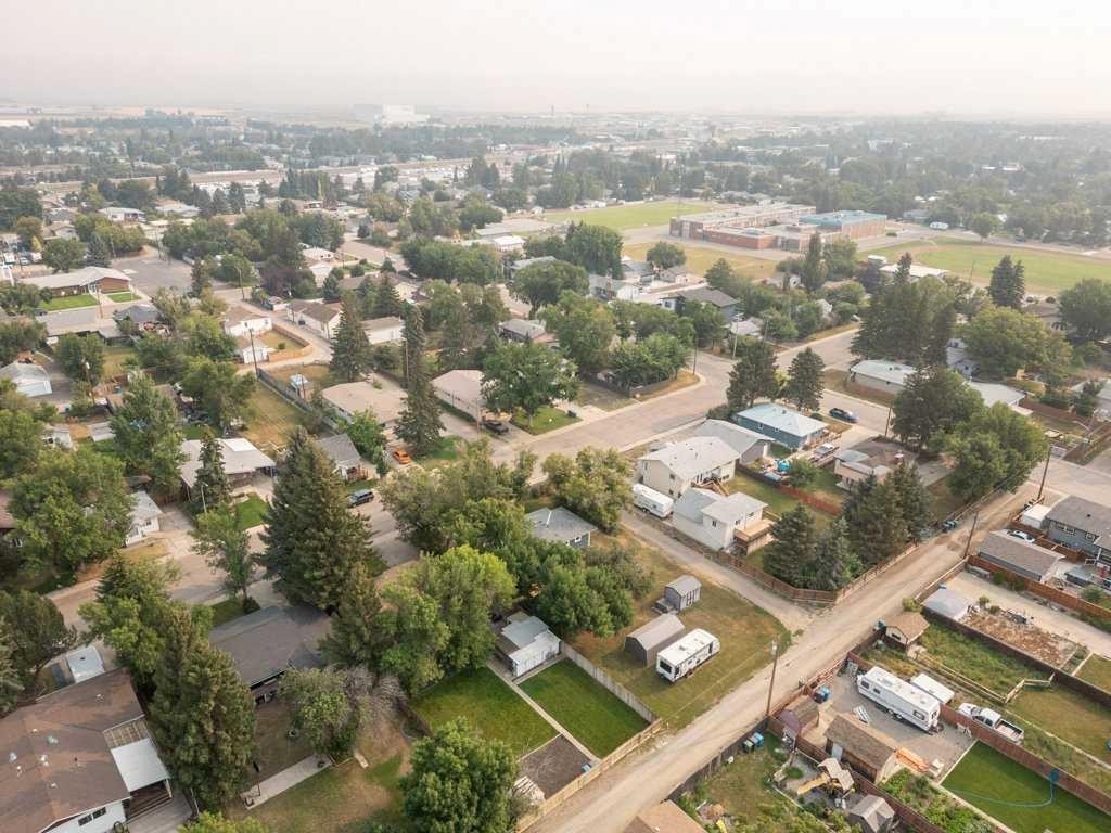 2209 22 Avenue, Coaldale, AB - Outdoor With View