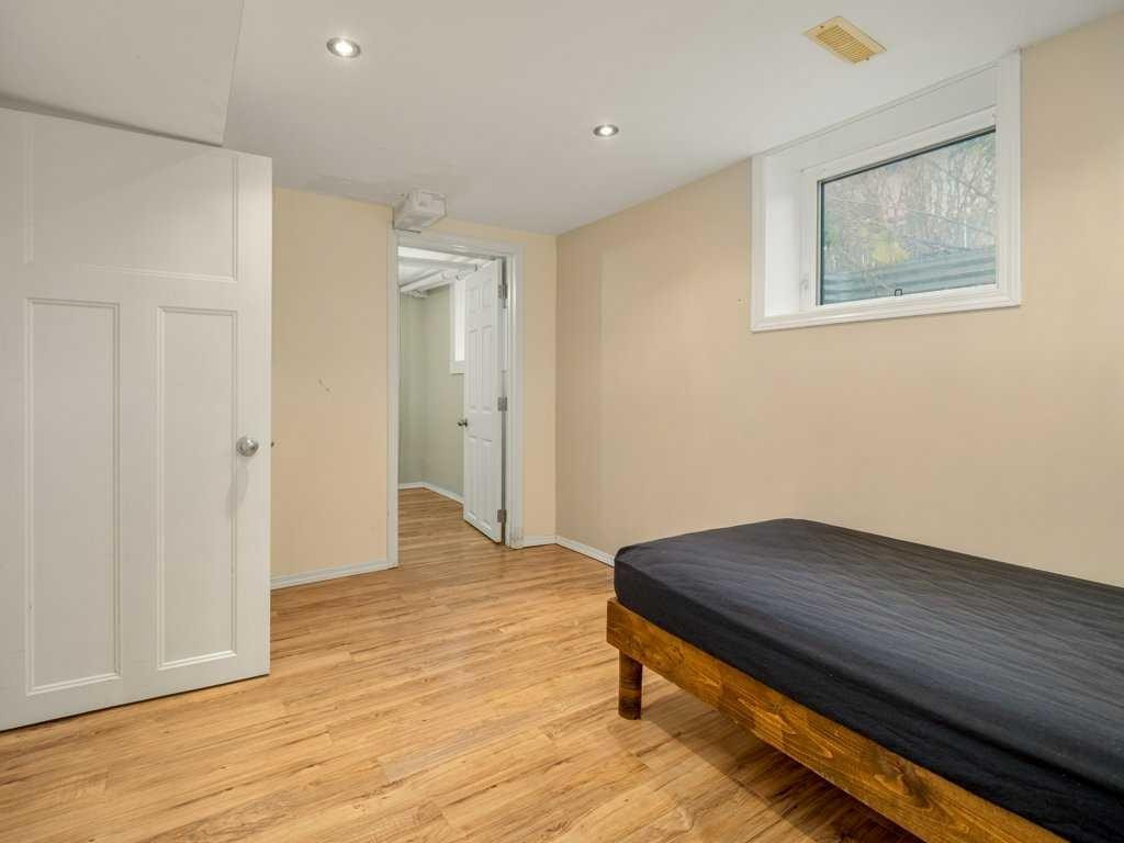 1503 20 Street, Coaldale, AB - Indoor
